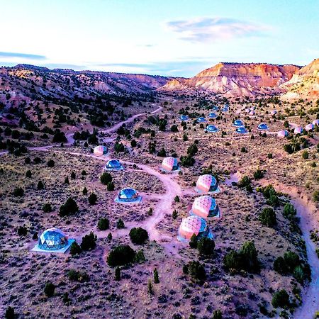 Clear Sky Resorts - Bryce Canyon - Unique Stargazing Domes Канънвил Екстериор снимка