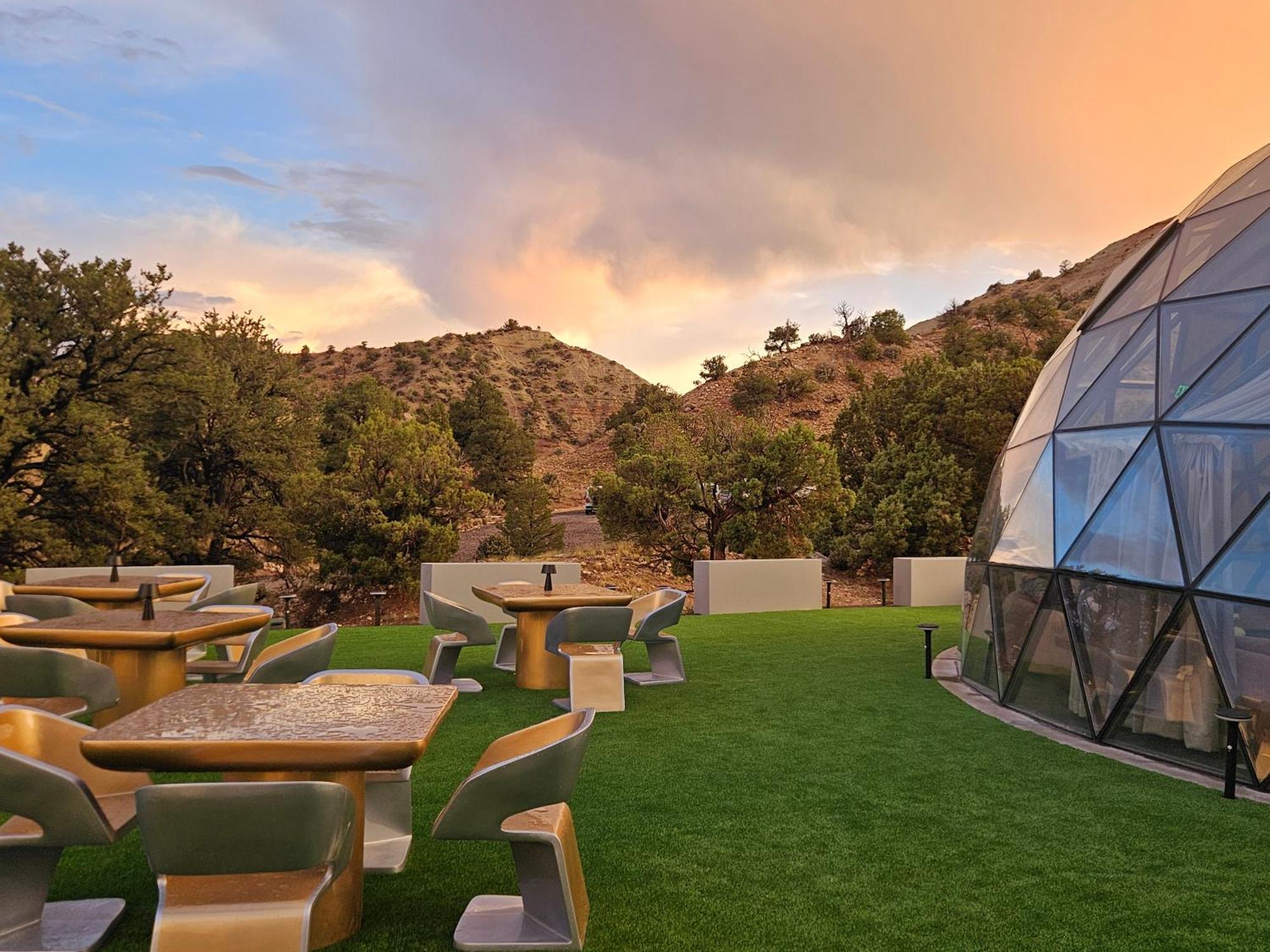 Clear Sky Resorts - Bryce Canyon - Unique Stargazing Domes Канънвил Екстериор снимка