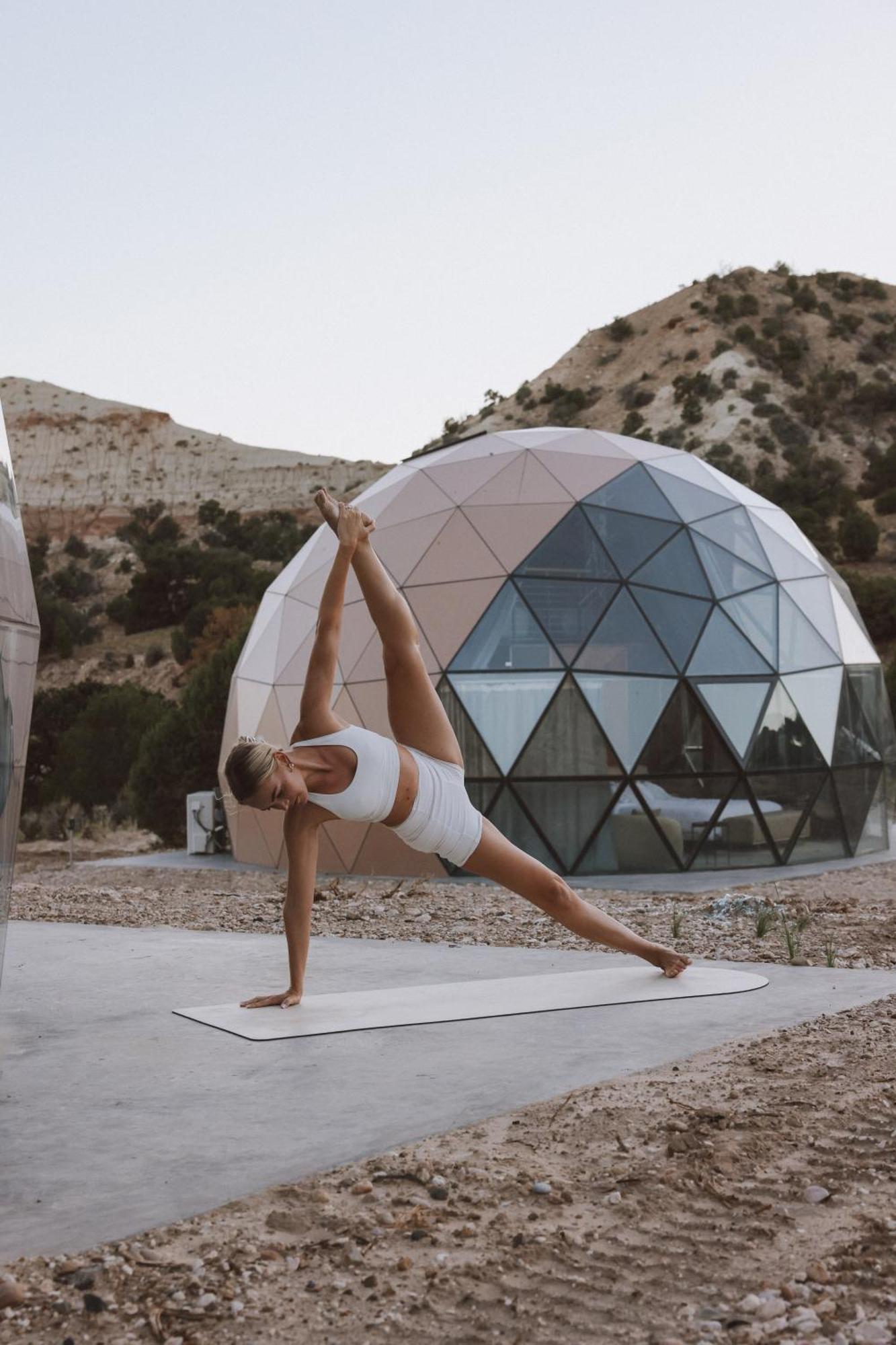 Clear Sky Resorts - Bryce Canyon - Unique Stargazing Domes Канънвил Екстериор снимка