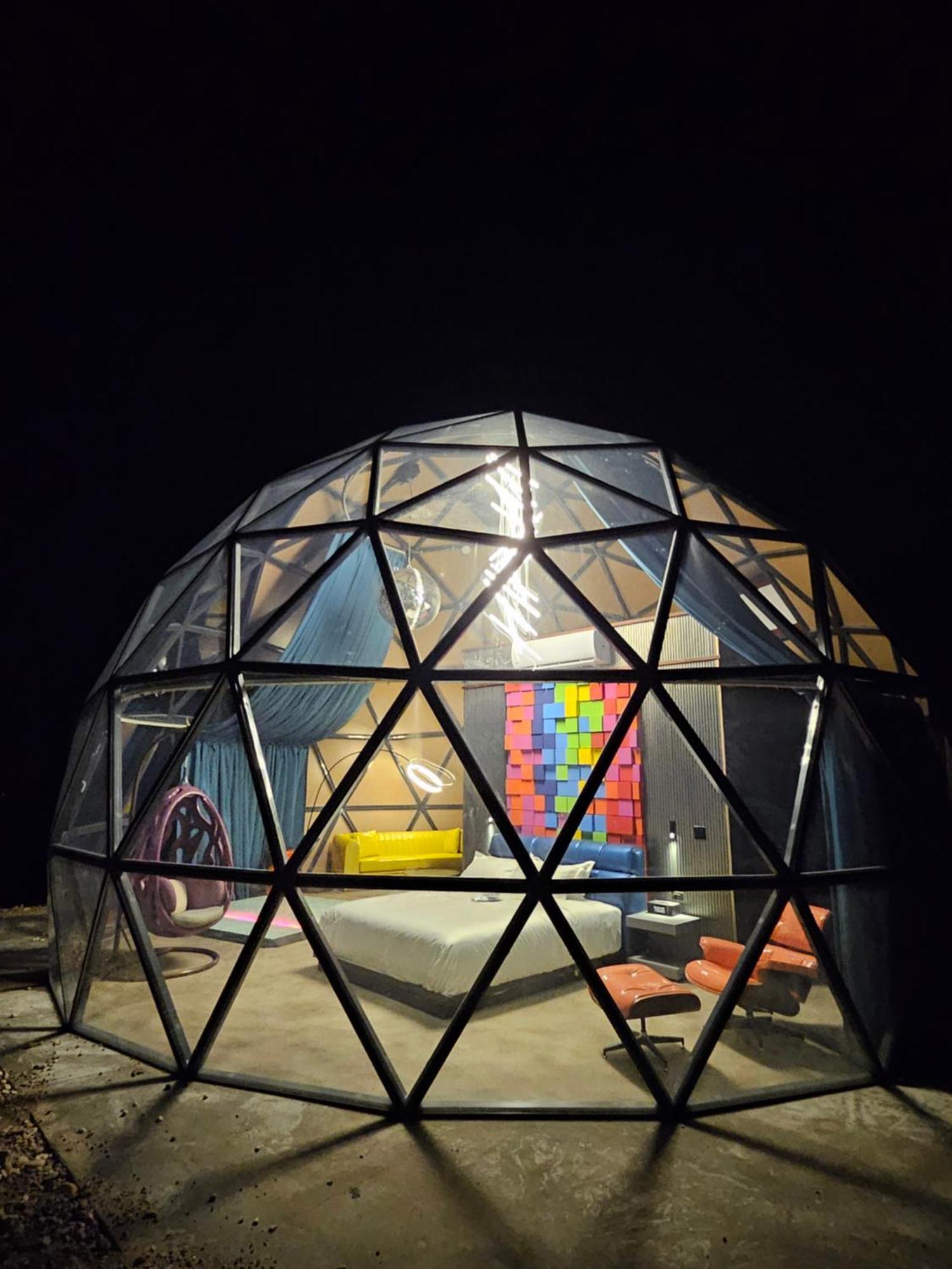 Clear Sky Resorts - Bryce Canyon - Unique Stargazing Domes Канънвил Екстериор снимка