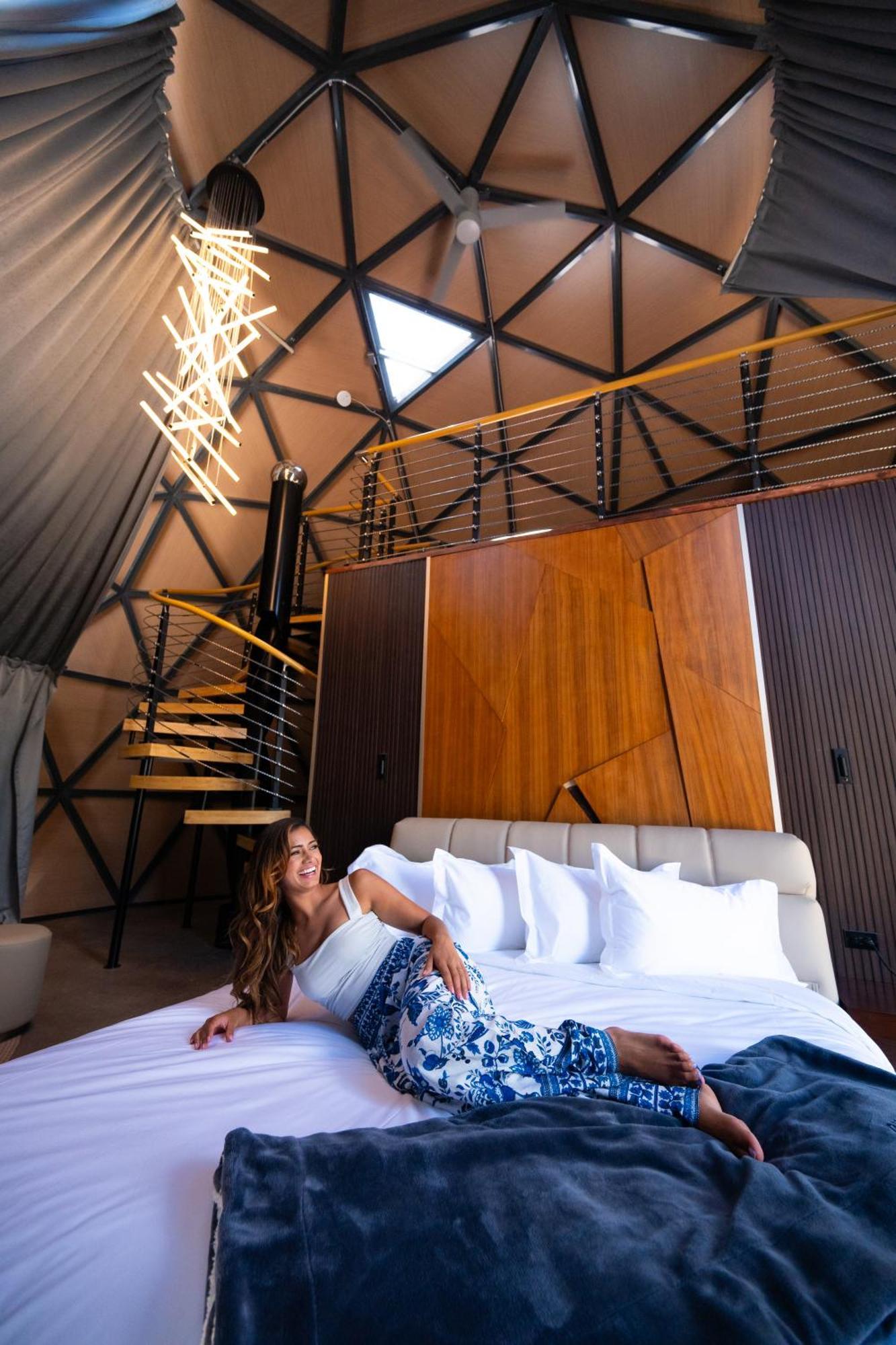 Clear Sky Resorts - Bryce Canyon - Unique Stargazing Domes Канънвил Екстериор снимка