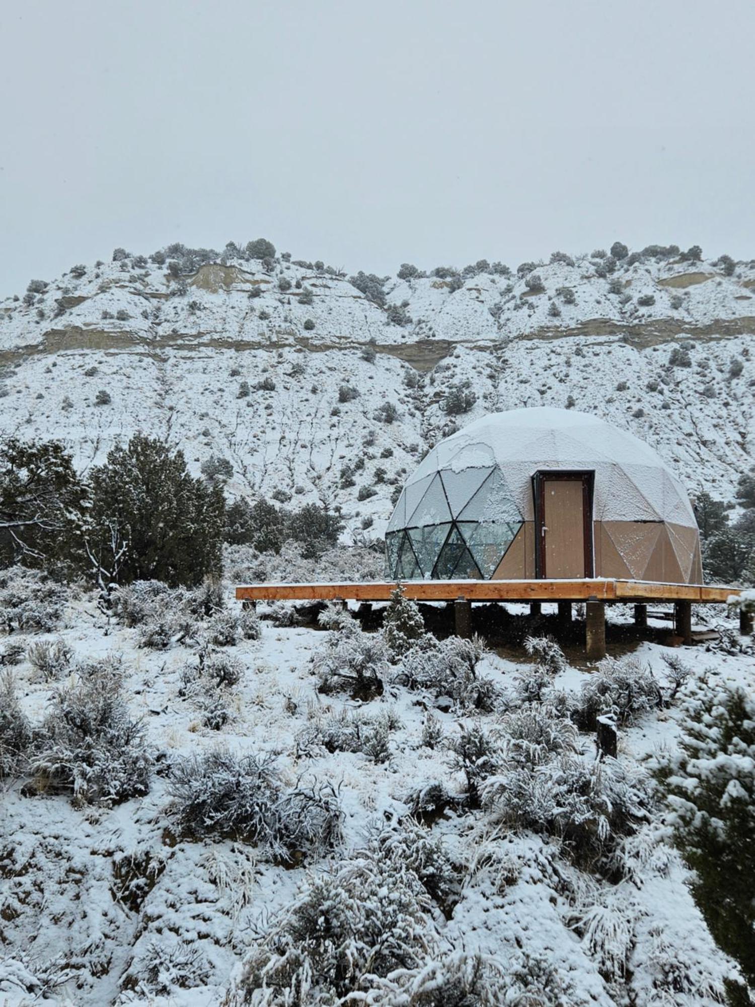 Clear Sky Resorts - Bryce Canyon - Unique Stargazing Domes Канънвил Екстериор снимка